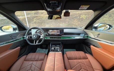 BMW 7 серия, 2025 год, 14 190 000 рублей, 16 фотография