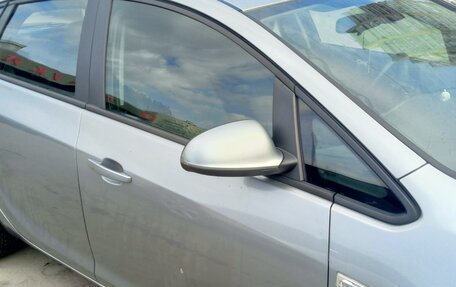 Opel Astra J, 2011 год, 590 000 рублей, 2 фотография