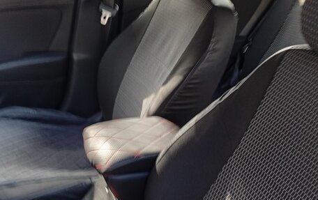 Hyundai Solaris II рестайлинг, 2016 год, 900 000 рублей, 13 фотография