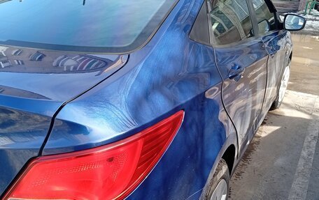 Hyundai Solaris II рестайлинг, 2016 год, 900 000 рублей, 19 фотография