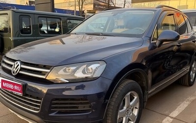 Volkswagen Touareg III, 2011 год, 2 500 000 рублей, 1 фотография