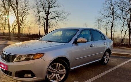 KIA Magentis II рестайлинг, 2010 год, 870 000 рублей, 2 фотография