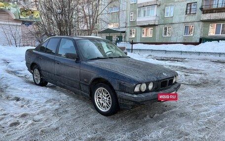 BMW 5 серия, 1994 год, 440 000 рублей, 2 фотография