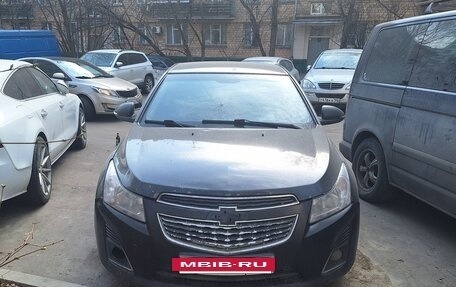 Chevrolet Cruze II, 2014 год, 800 000 рублей, 3 фотография