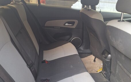 Chevrolet Cruze II, 2014 год, 800 000 рублей, 7 фотография