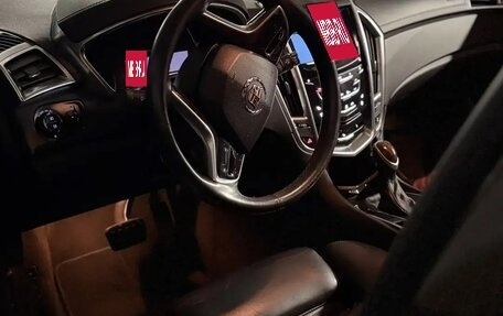 Cadillac SRX II рестайлинг, 2014 год, 2 000 000 рублей, 10 фотография