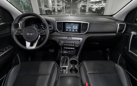 KIA Sportage IV рестайлинг, 2018 год, 2 220 000 рублей, 8 фотография