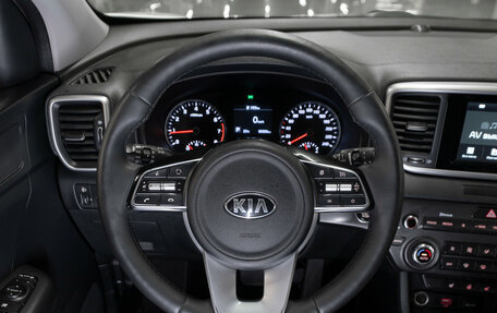 KIA Sportage IV рестайлинг, 2018 год, 2 220 000 рублей, 10 фотография