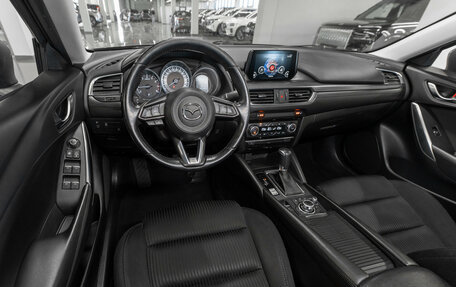 Mazda 6, 2017 год, 1 840 000 рублей, 7 фотография