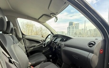 Daihatsu YRV I, 2002 год, 299 000 рублей, 8 фотография