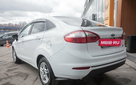 Ford Fiesta, 2015 год, 828 000 рублей, 6 фотография