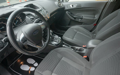 Ford Fiesta, 2015 год, 828 000 рублей, 9 фотография