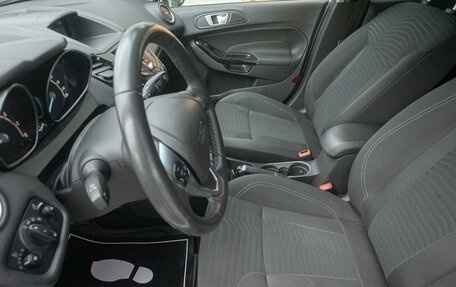 Ford Fiesta, 2015 год, 828 000 рублей, 10 фотография