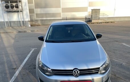 Volkswagen Polo VI (EU Market), 2013 год, 820 000 рублей, 1 фотография