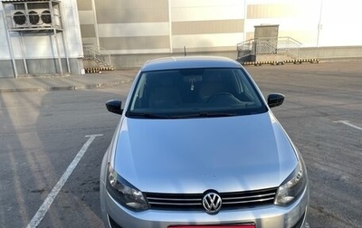 Volkswagen Polo VI (EU Market), 2013 год, 820 000 рублей, 1 фотография