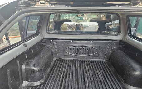 Nissan NP300, 2008 год, 1 500 000 рублей, 12 фотография