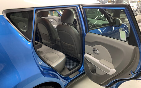 KIA Soul EV I, 2017 год, 1 600 000 рублей, 8 фотография