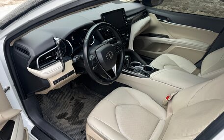 Toyota Camry, 2022 год, 3 450 000 рублей, 11 фотография