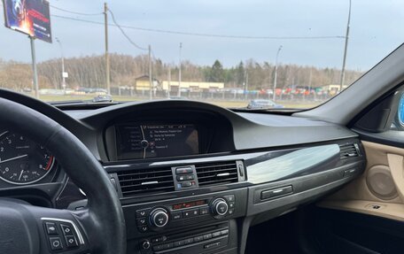 BMW 3 серия, 2009 год, 1 100 000 рублей, 3 фотография