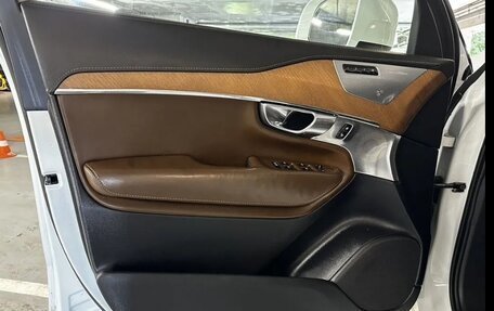 Volvo XC90 II рестайлинг, 2017 год, 3 400 000 рублей, 4 фотография