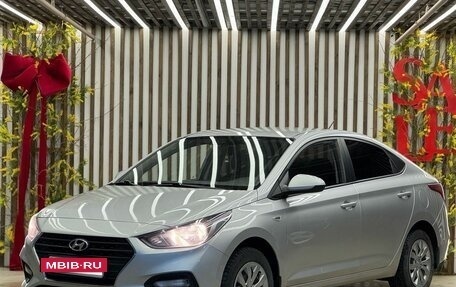 Hyundai Solaris II рестайлинг, 2019 год, 850 000 рублей, 4 фотография