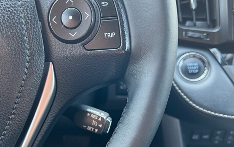 Toyota RAV4, 2017 год, 2 289 000 рублей, 14 фотография