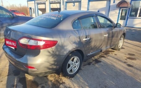 Renault Fluence I, 2013 год, 800 000 рублей, 2 фотография