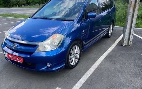 Honda Stream I рестайлинг, 2004 год, 550 000 рублей, 2 фотография