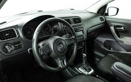 Volkswagen Polo VI (EU Market), 2012 год, 699 585 рублей, 11 фотография