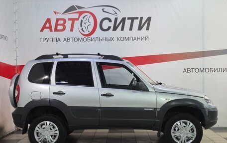 Chevrolet Niva I рестайлинг, 2010 год, 559 000 рублей, 8 фотография