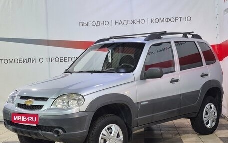 Chevrolet Niva I рестайлинг, 2010 год, 559 000 рублей, 5 фотография