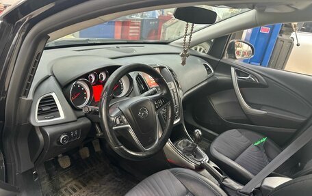 Opel Astra J, 2014 год, 890 000 рублей, 4 фотография