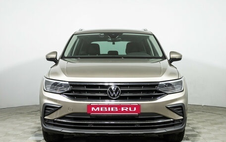Volkswagen Tiguan II, 2021 год, 2 799 777 рублей, 2 фотография