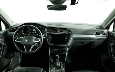 Volkswagen Tiguan II, 2021 год, 2 799 777 рублей, 13 фотография