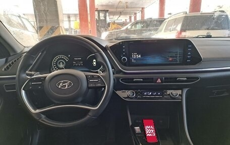 Hyundai Sonata VIII, 2021 год, 1 901 000 рублей, 8 фотография