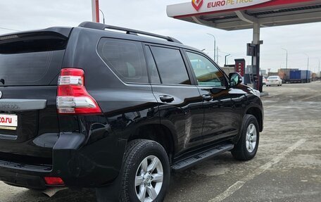 Toyota Land Cruiser Prado 150 рестайлинг 2, 2015 год, 3 250 000 рублей, 4 фотография