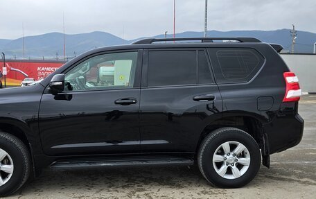 Toyota Land Cruiser Prado 150 рестайлинг 2, 2015 год, 3 250 000 рублей, 7 фотография