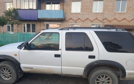 Chevrolet Blazer II рестайлинг, 1997 год, 250 000 рублей, 1 фотография