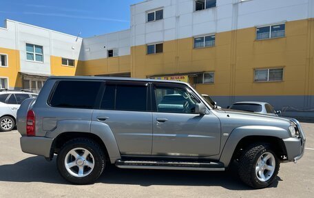 Nissan Patrol, 2006 год, 3 000 000 рублей, 11 фотография