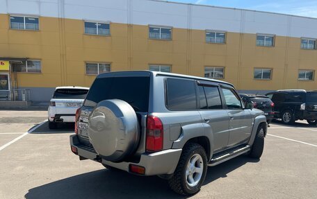 Nissan Patrol, 2006 год, 3 000 000 рублей, 13 фотография