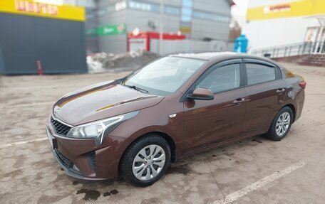 KIA Rio IV, 2021 год, 1 620 000 рублей, 10 фотография