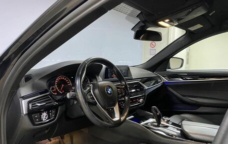 BMW 5 серия, 2017 год, 2 579 000 рублей, 14 фотография