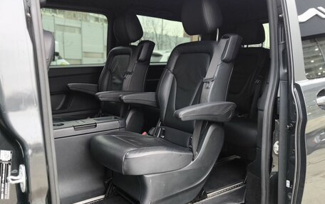 Mercedes-Benz V-Класс, 2019 год, 5 250 000 рублей, 16 фотография