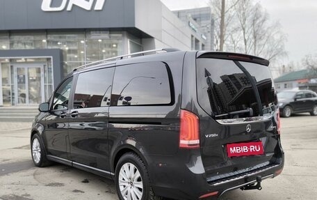 Mercedes-Benz V-Класс, 2019 год, 5 250 000 рублей, 6 фотография