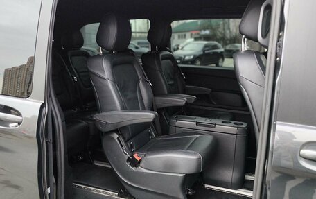 Mercedes-Benz V-Класс, 2019 год, 5 250 000 рублей, 18 фотография