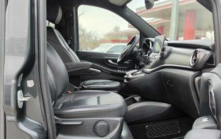 Mercedes-Benz V-Класс, 2019 год, 5 250 000 рублей, 15 фотография