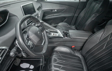 Peugeot 3008 II, 2018 год, 1 575 000 рублей, 11 фотография