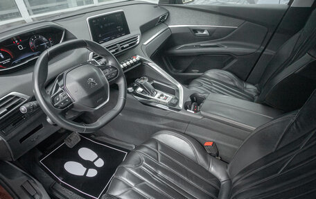 Peugeot 3008 II, 2018 год, 1 575 000 рублей, 10 фотография