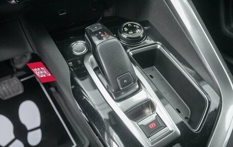 Peugeot 3008 II, 2018 год, 1 575 000 рублей, 14 фотография