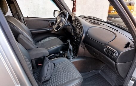 Chevrolet Niva I рестайлинг, 2017 год, 850 000 рублей, 7 фотография